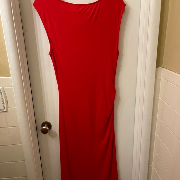 Vibrant fun Red Dress - Picture 3 of 3